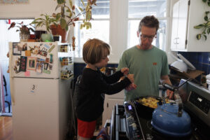 These Bay Area Renters Are Cutting Fossil Fuels From Their Homes and Commutes